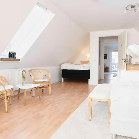Farm stay Italian Idyll In Karrebaeksminde